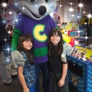 Meet your Posher, Sandy